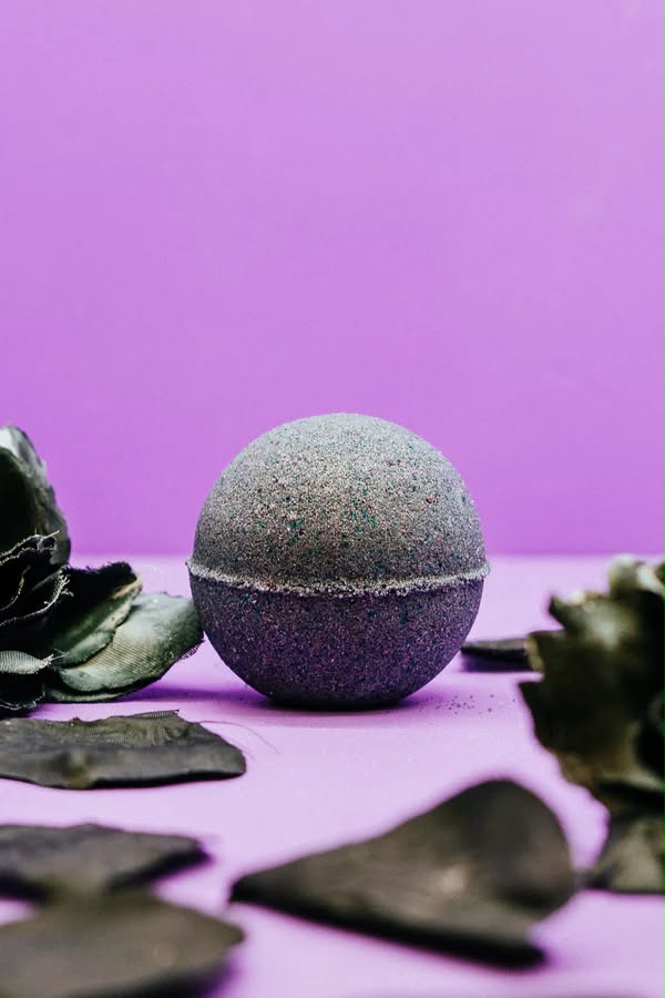 Dark Opium Bath Bomb | Boutique Aroma