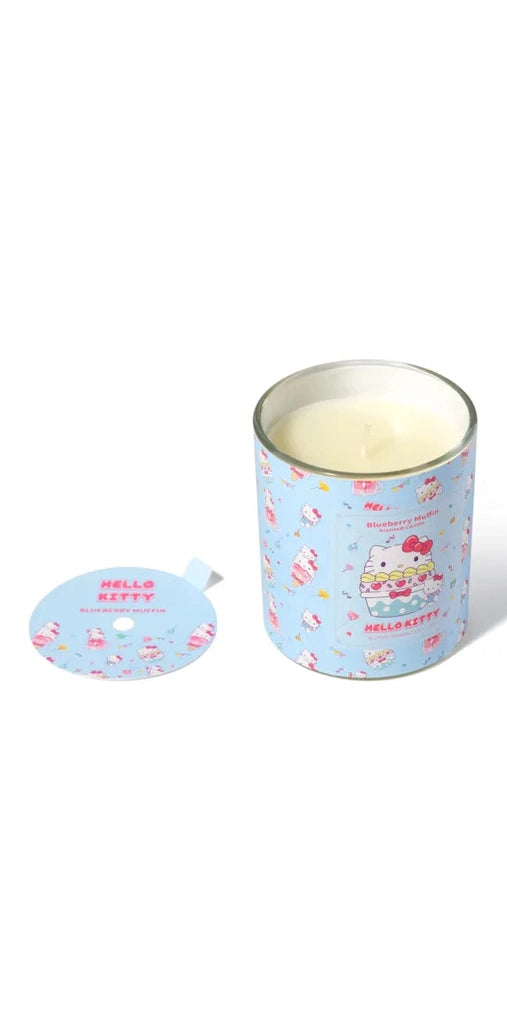 Hello Kitty Blueberry Muffin Candle 213g – product image 2 | Boutique Aroma